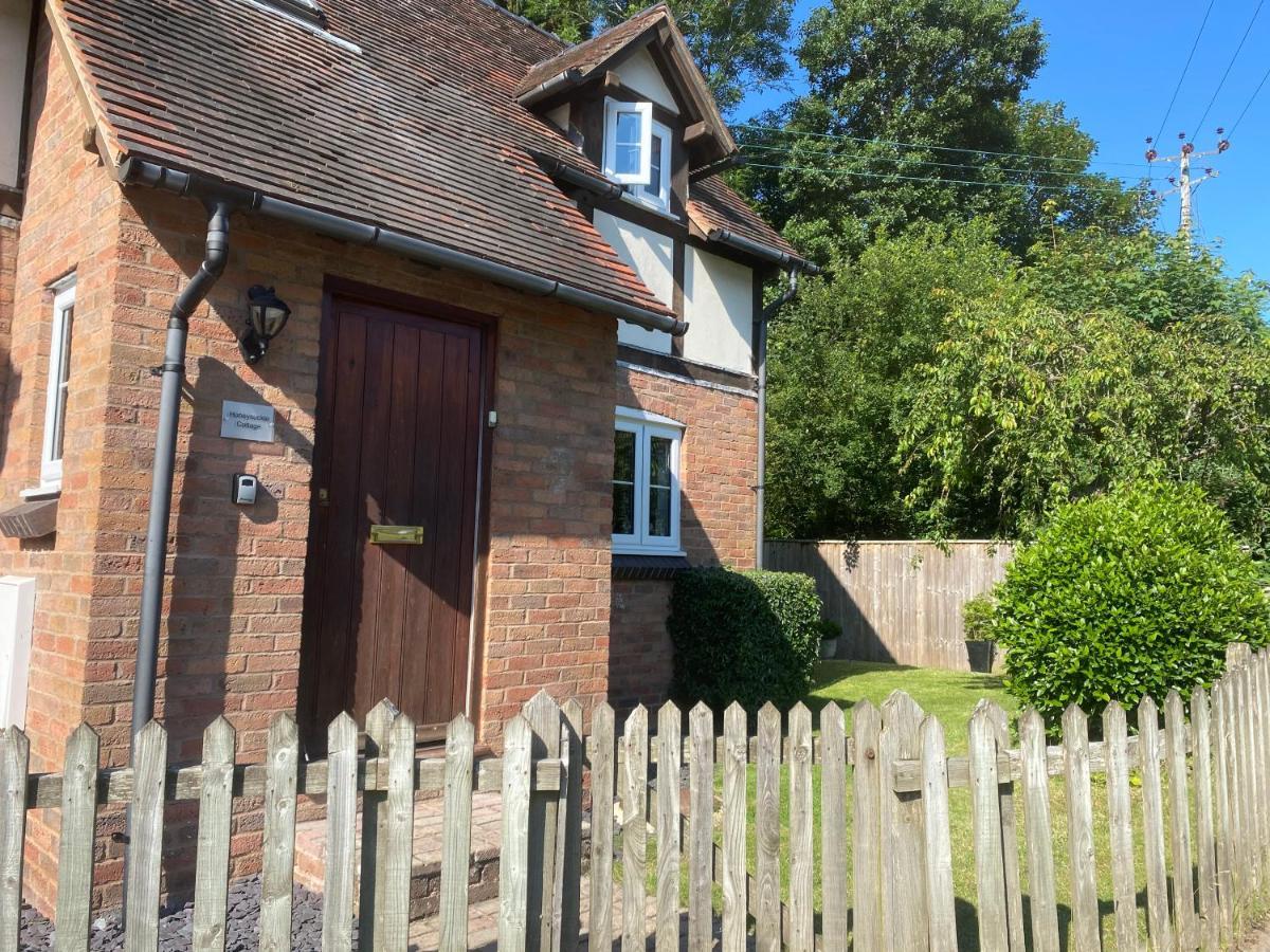 Honeysuckle Cottage Hereford Eksteriør billede